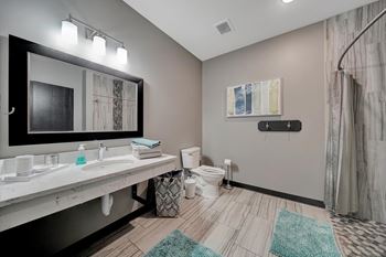 Guest suite